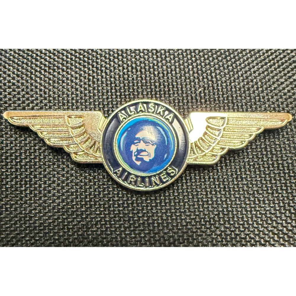 Alaska Airlines Pilot Wings Pin Silver Tone Eskimo Logo Aviation‎ Collectible